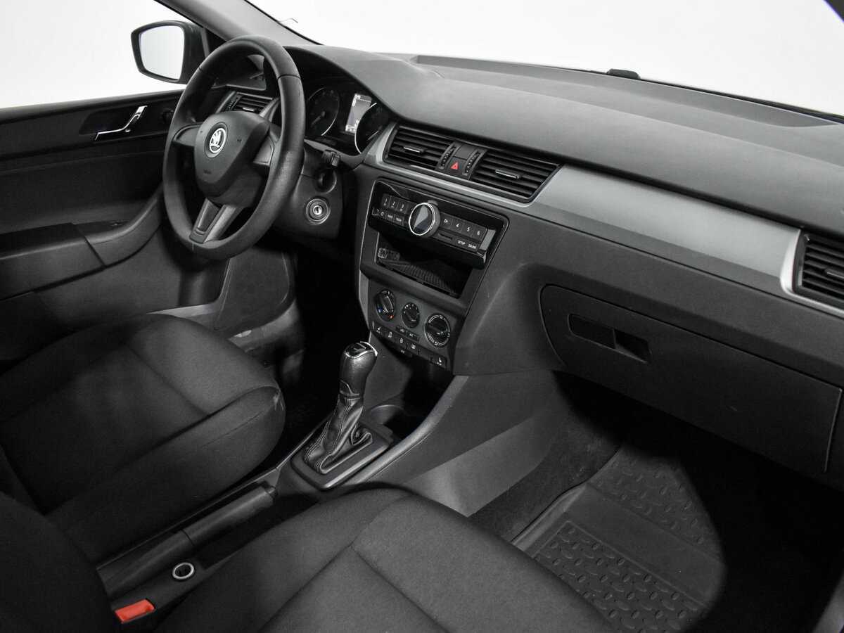 Купить Skoda Rapid с пробегом. Фото: #9