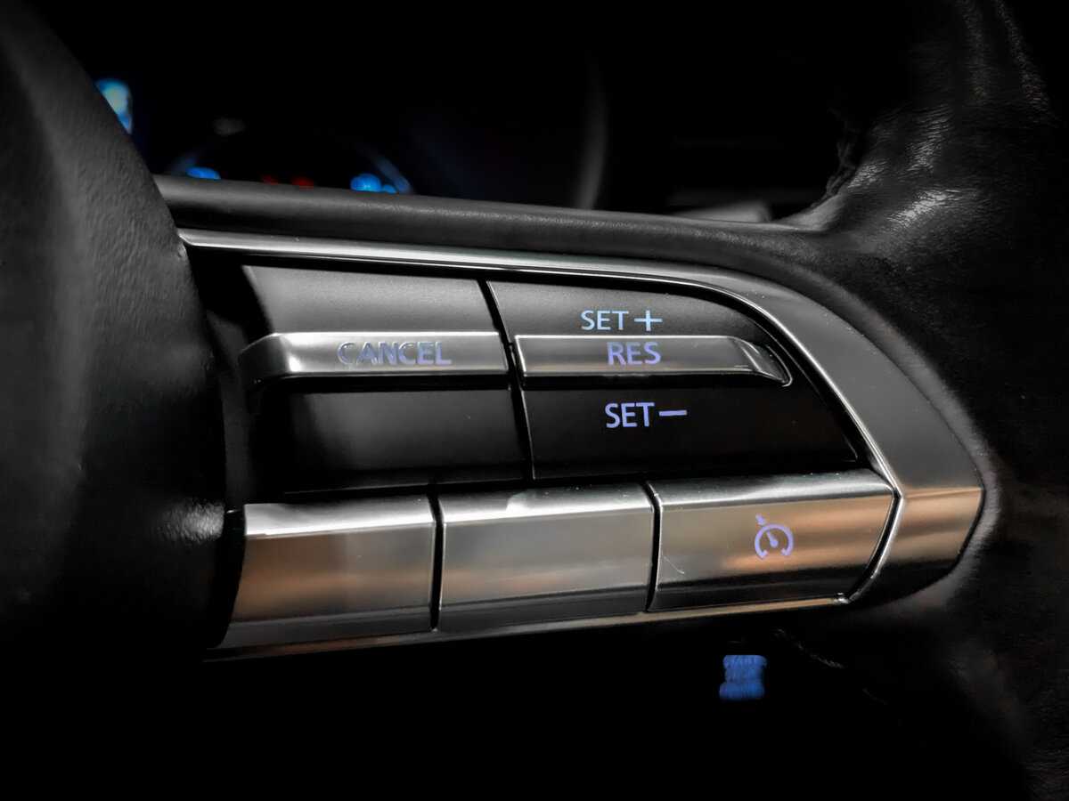 Купить Mazda 3 с пробегом. Фото: #28