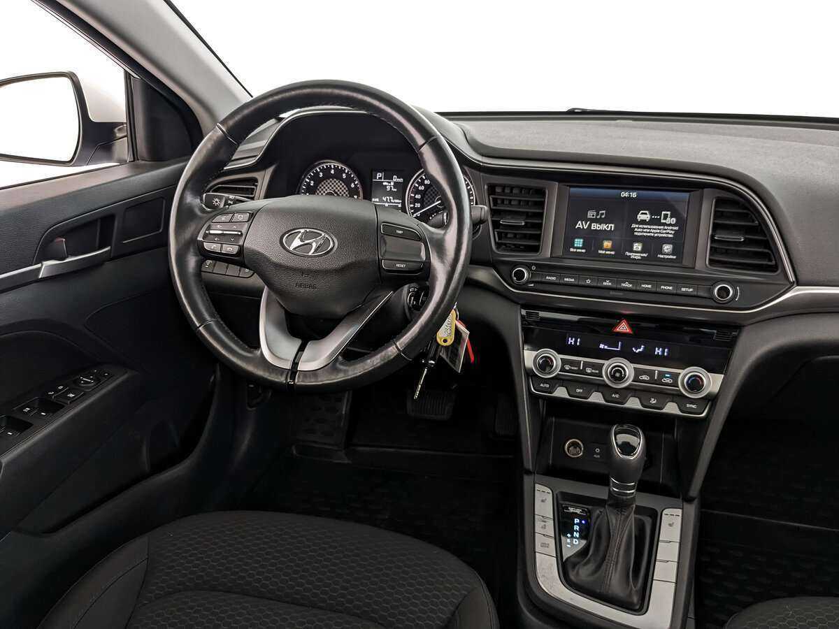 Купить Hyundai Elantra с пробегом. Фото: #16