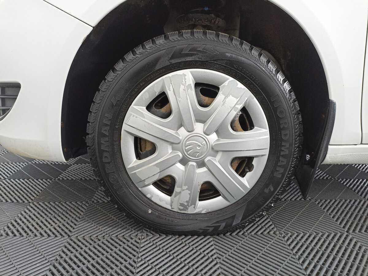 Купить Skoda Fabia с пробегом. Фото: #17