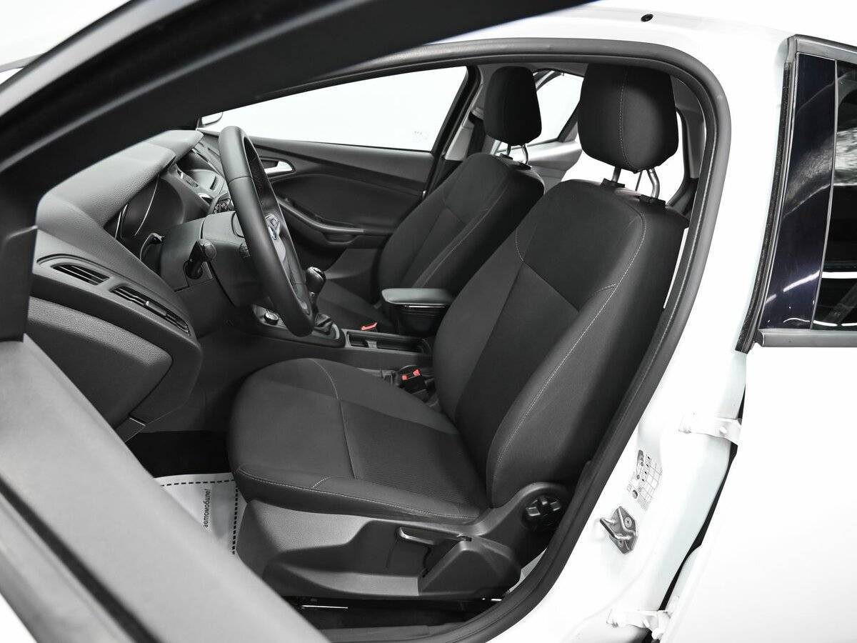 Купить Ford Focus с пробегом. Фото: #5