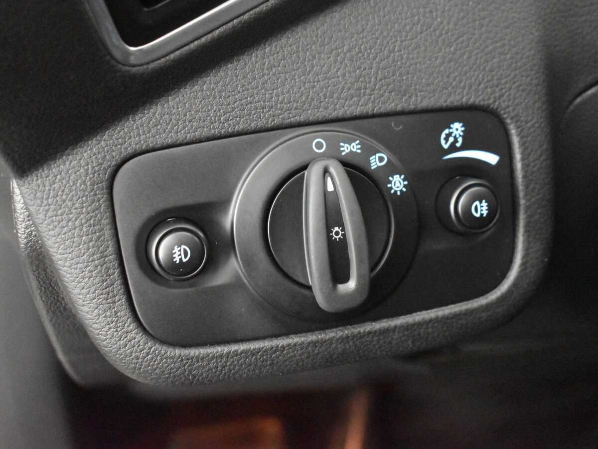 Купить Ford Kuga с пробегом. Фото: #11