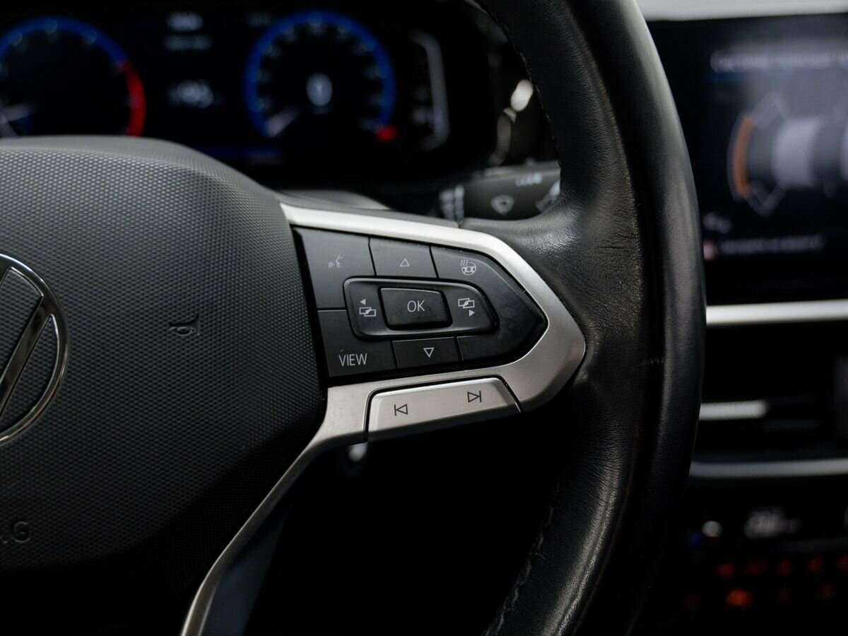 Купить Volkswagen Polo с пробегом. Фото: #20