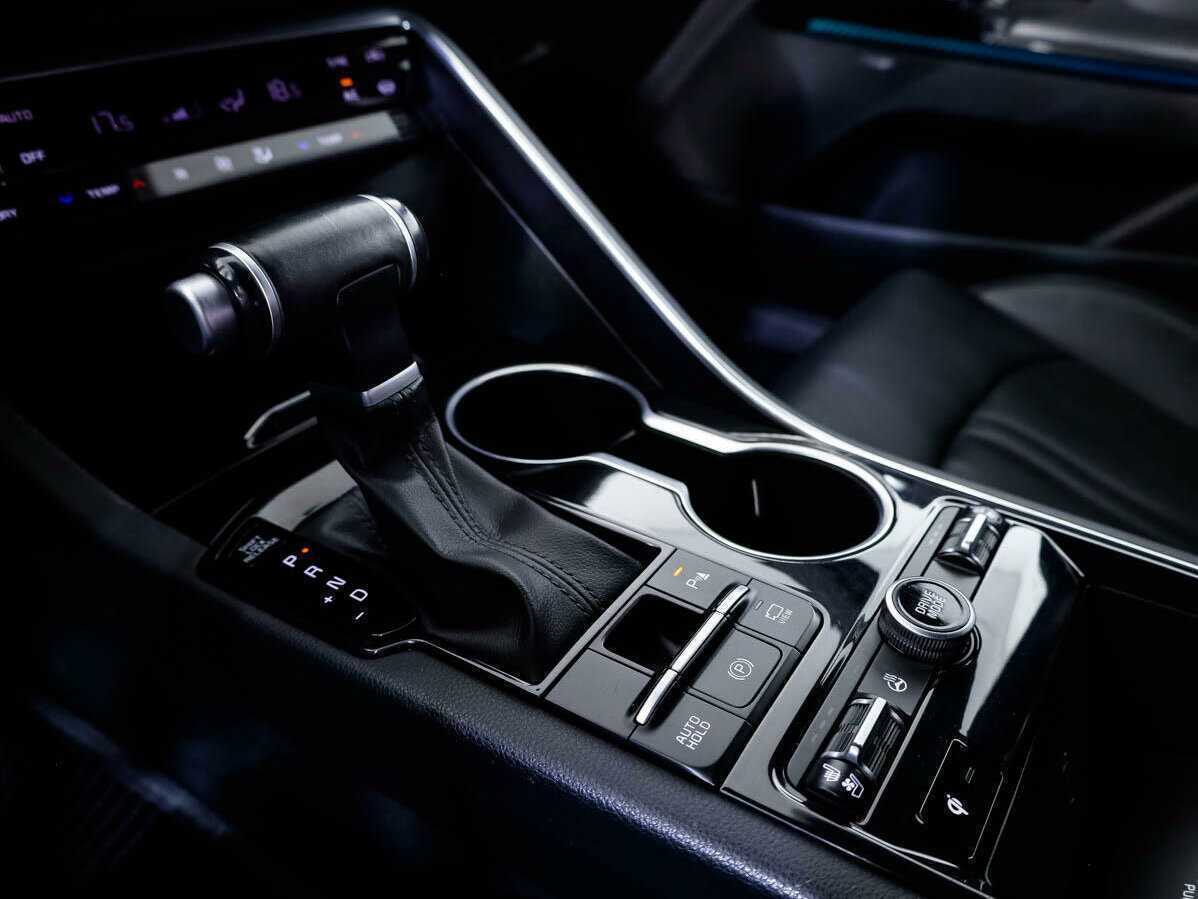 Купить Kia K5 с пробегом. Фото: #18