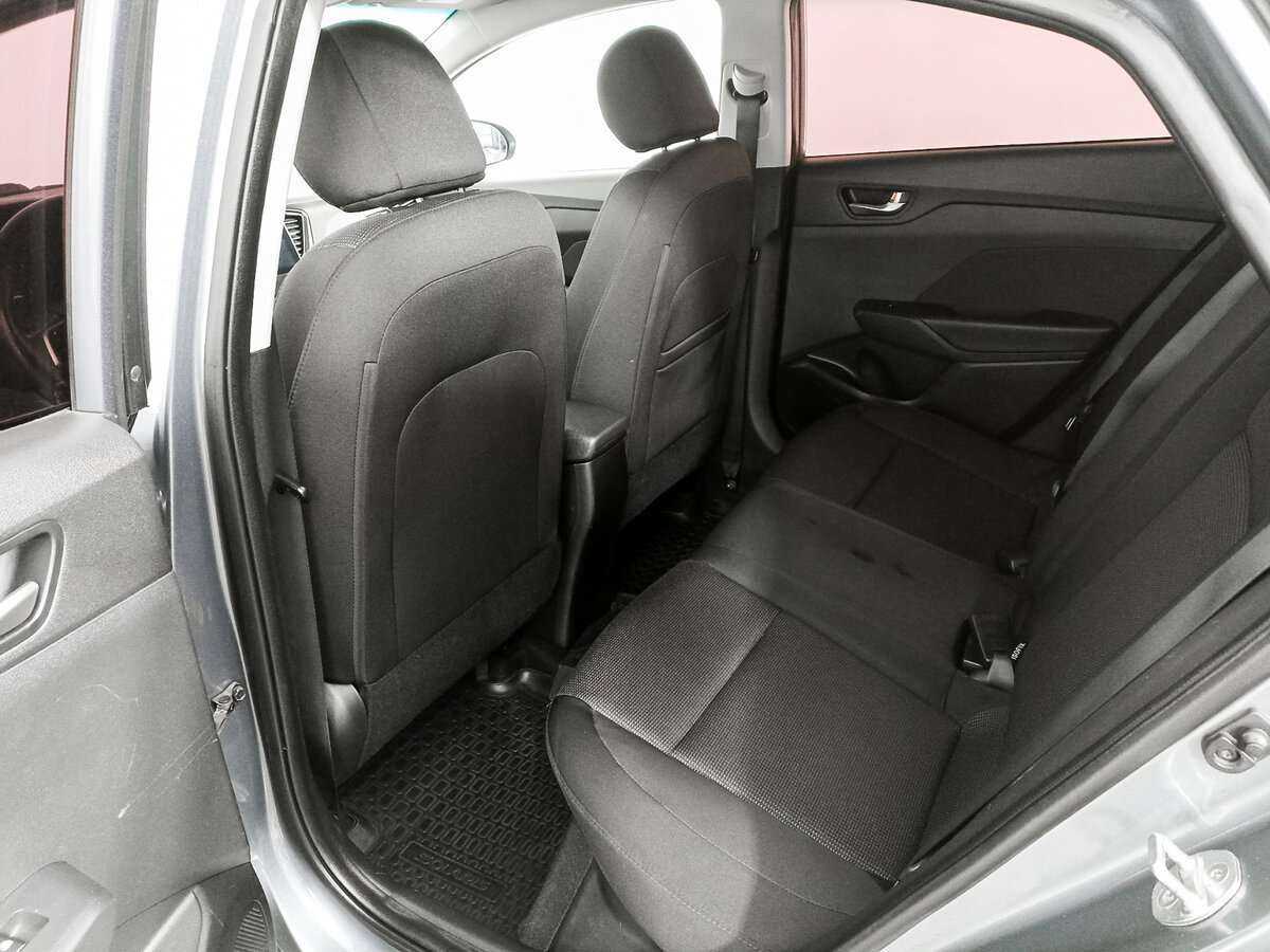 Купить Hyundai Solaris с пробегом. Фото: #9