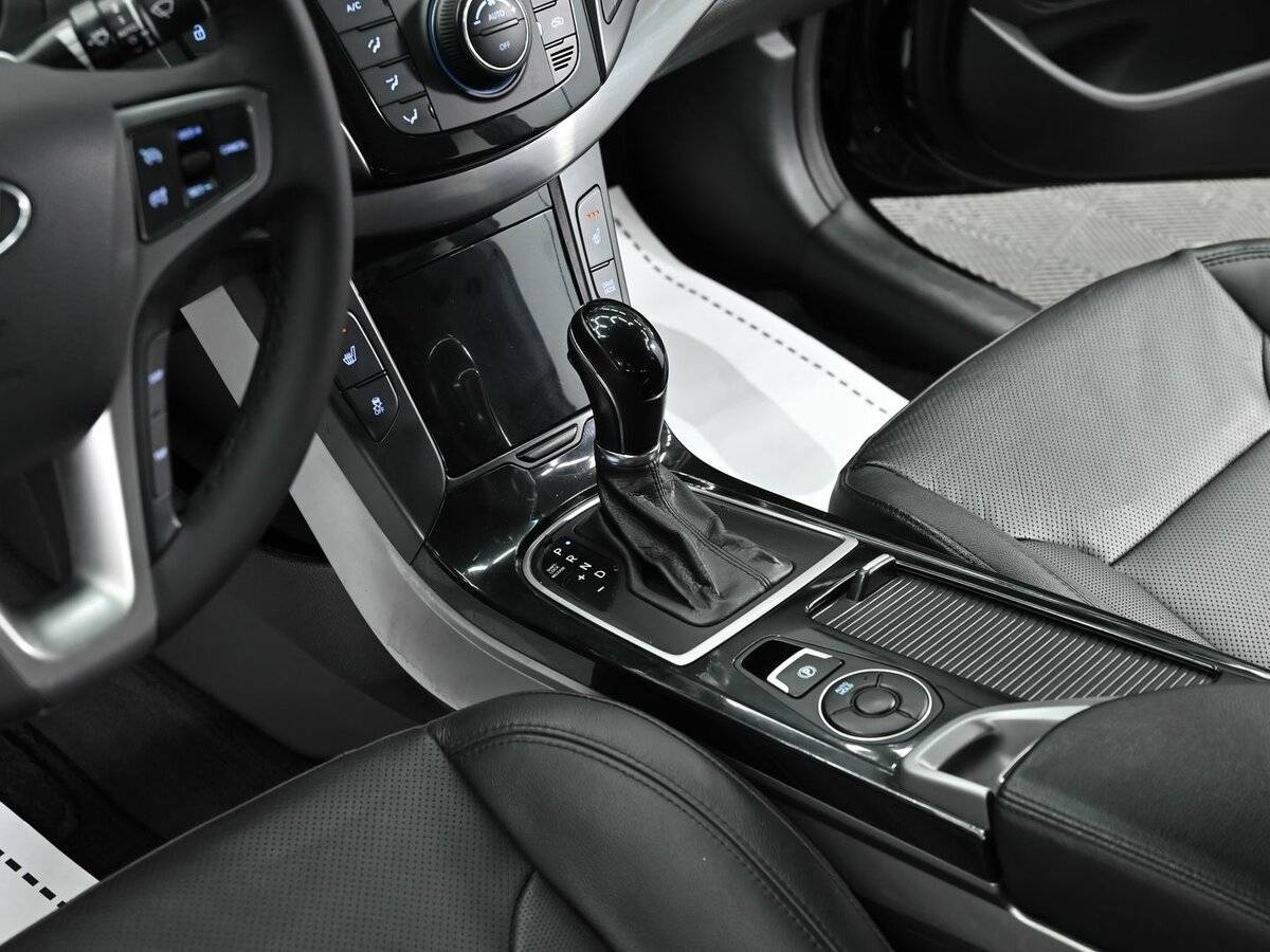 Купить Hyundai i40 с пробегом. Фото: #10