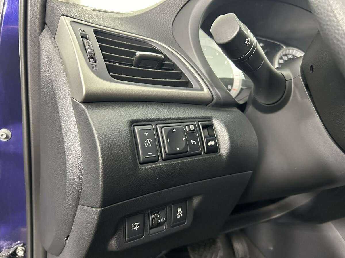 Купить Nissan Sentra с пробегом. Фото: #8