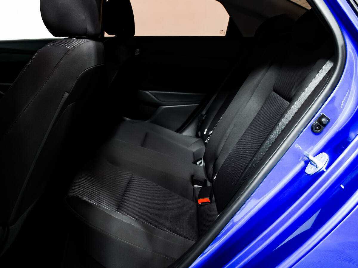 Купить Hyundai Solaris с пробегом. Фото: #11