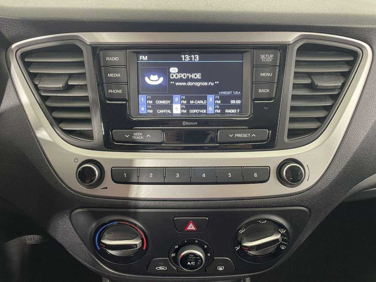 Купить Hyundai Solaris с пробегом. Фото: #11