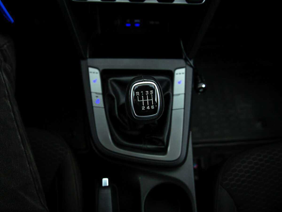 Купить Hyundai Elantra с пробегом. Фото: #15
