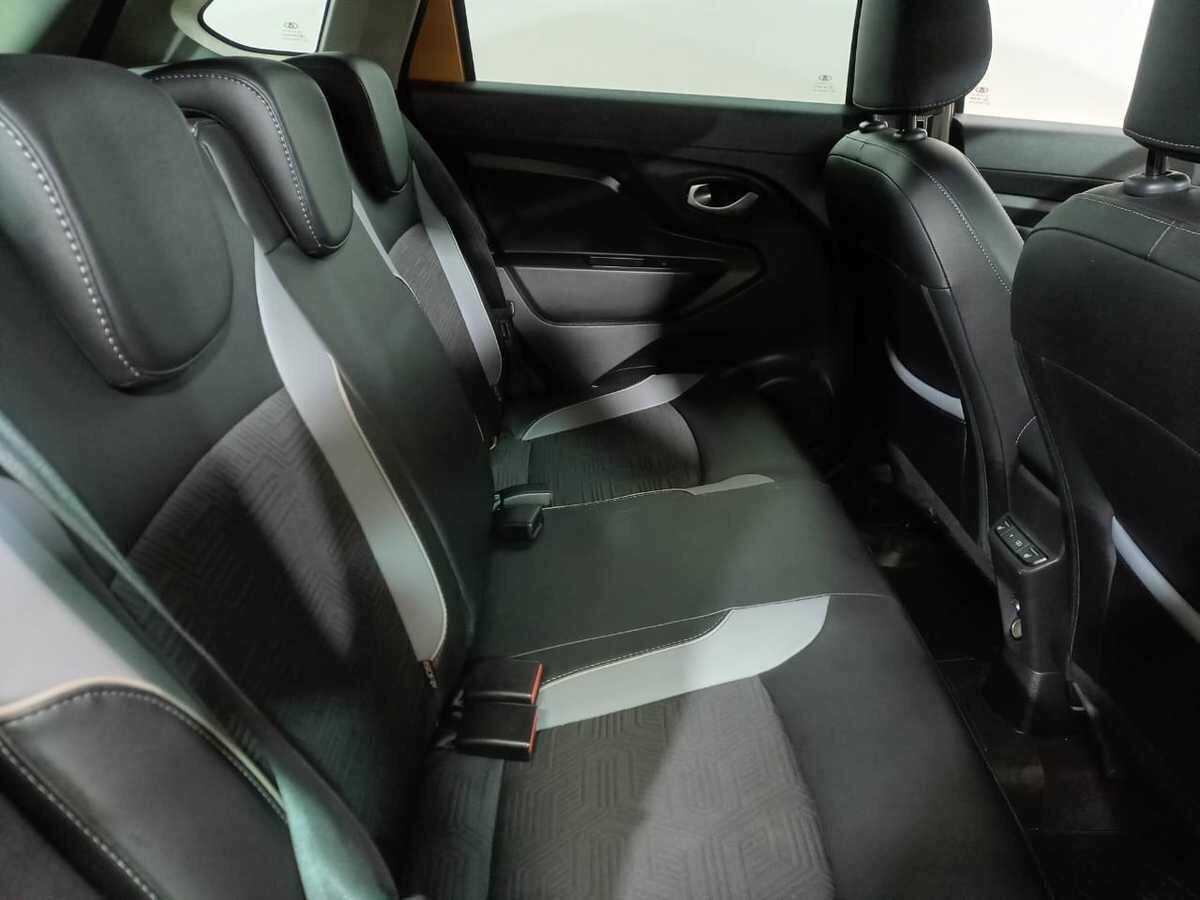 Купить Lada (ВАЗ) XRAY с пробегом. Фото: #10