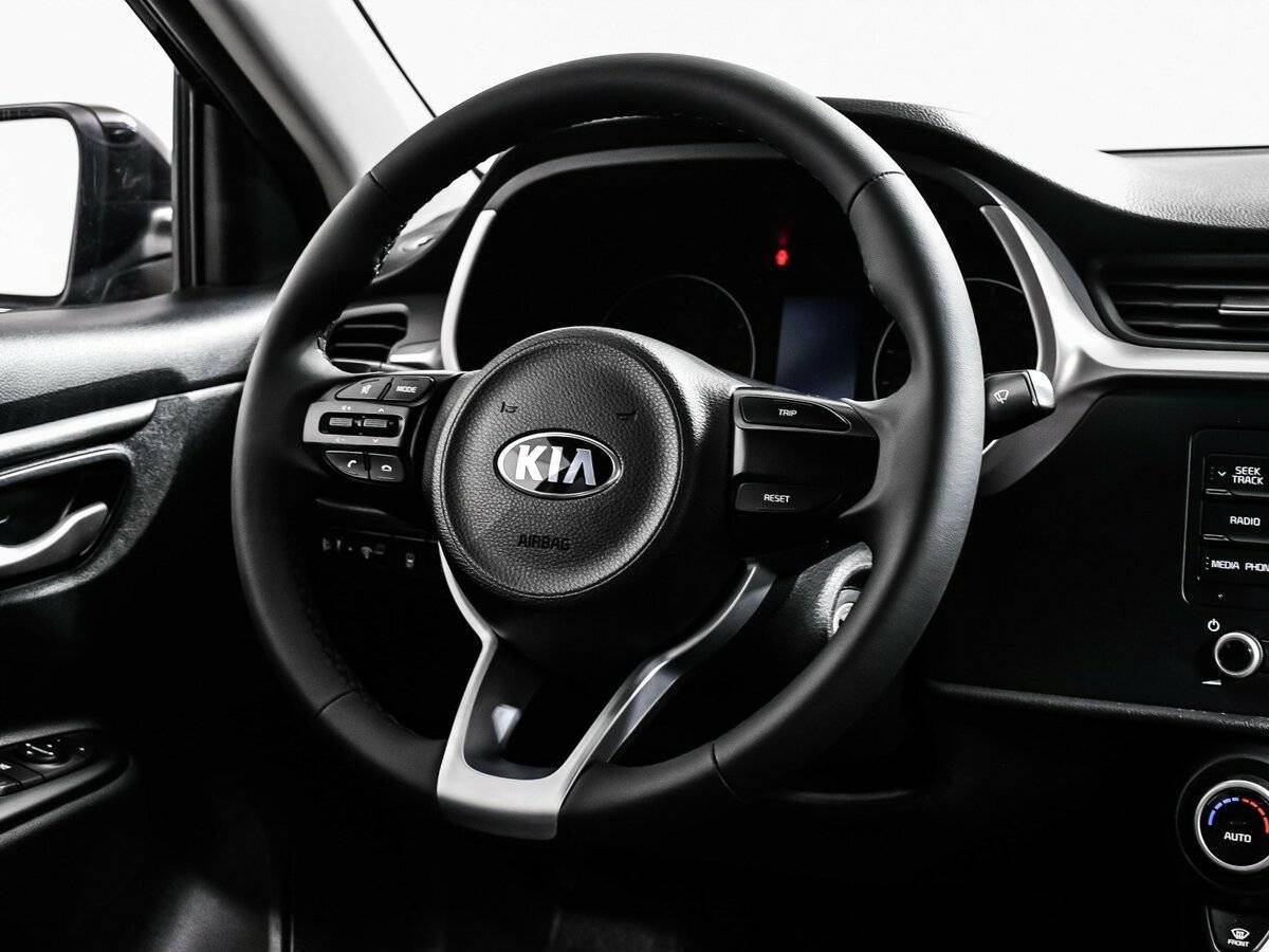 Купить Kia Rio с пробегом. Фото: #11