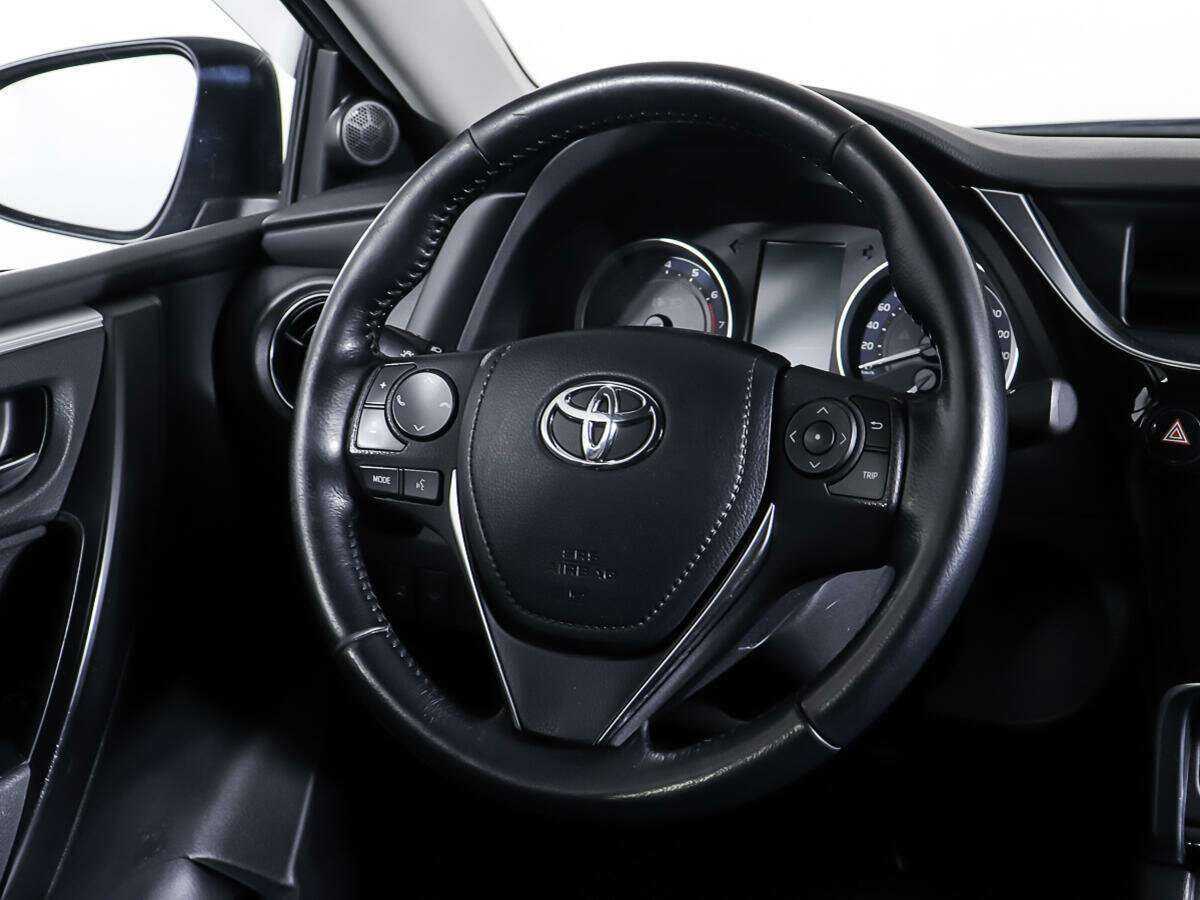 Купить Toyota Corolla с пробегом. Фото: #13
