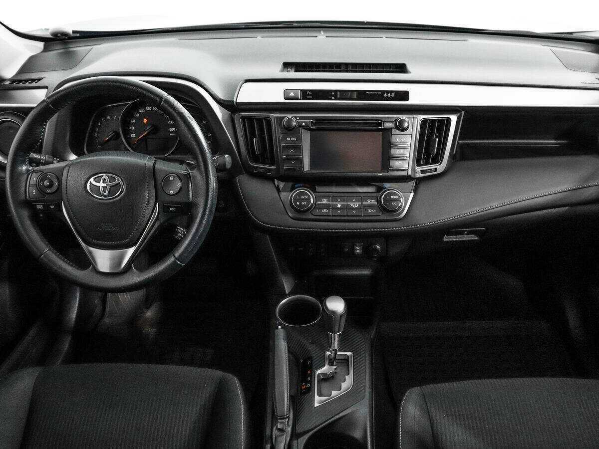 Купить Toyota RAV4 с пробегом. Фото: #11