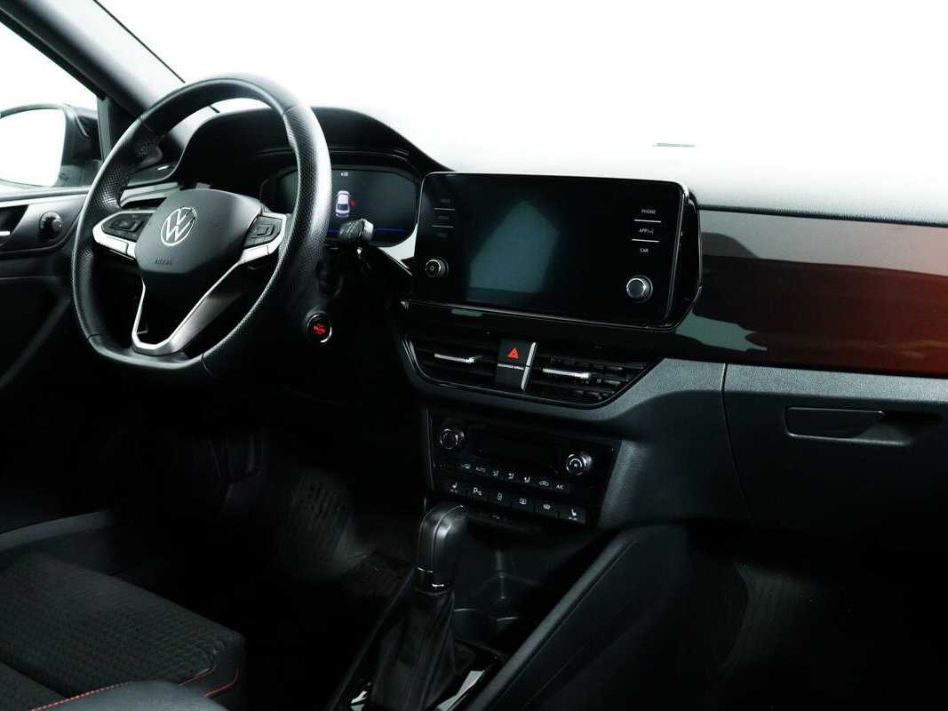 Купить Volkswagen Polo с пробегом. Фото: #8