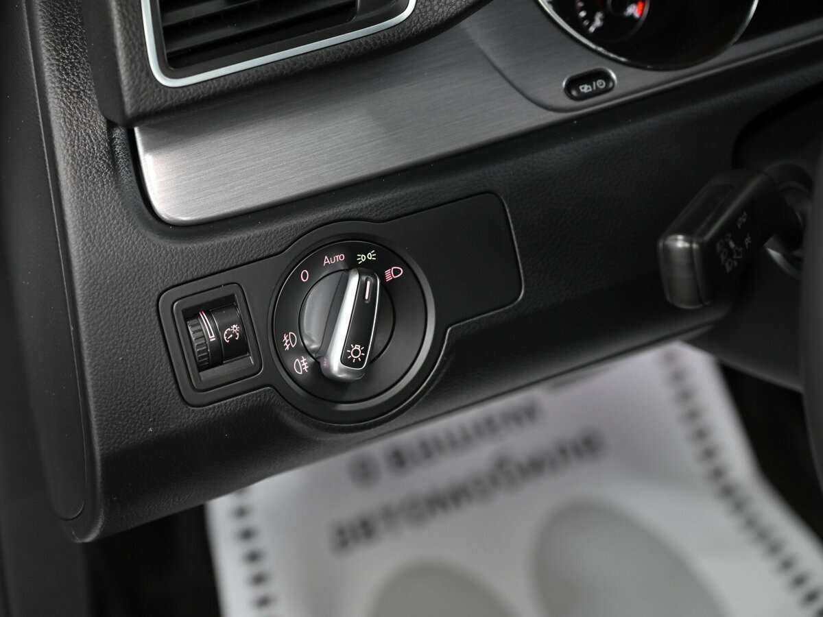 Купить Volkswagen Passat с пробегом. Фото: #6