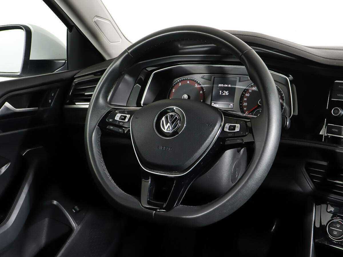 Купить Volkswagen Jetta с пробегом. Фото: #13