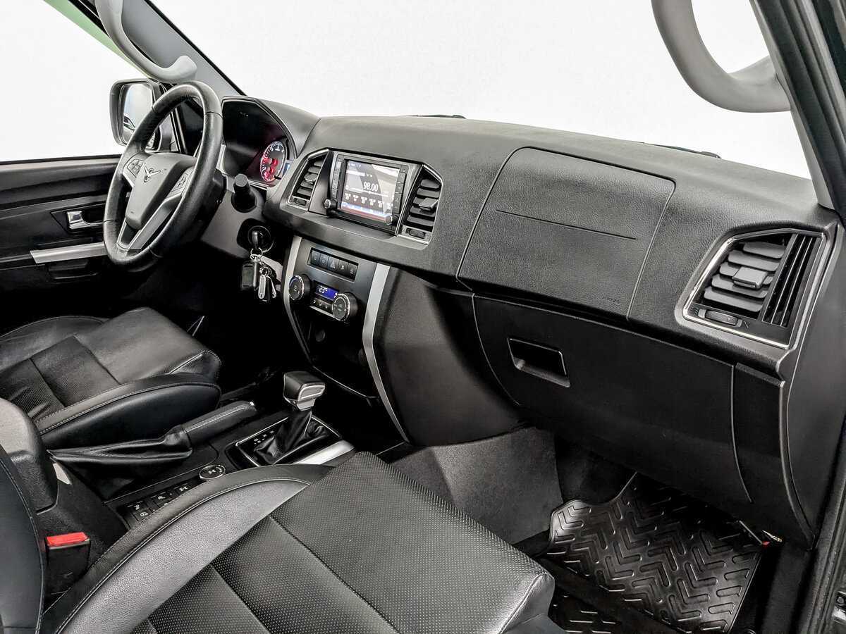 Купить УАЗ Patriot с пробегом. Фото: #10