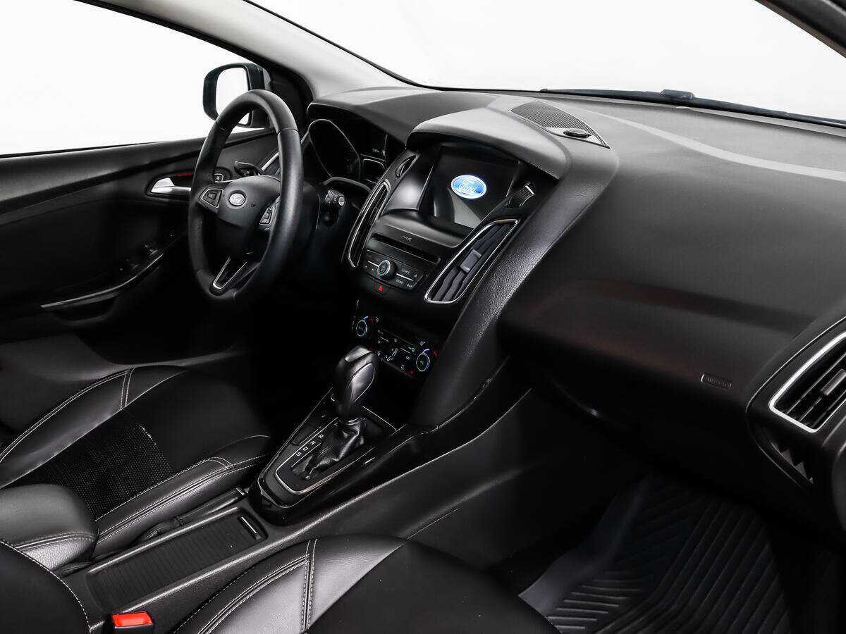 Купить Ford Focus с пробегом. Фото: #11