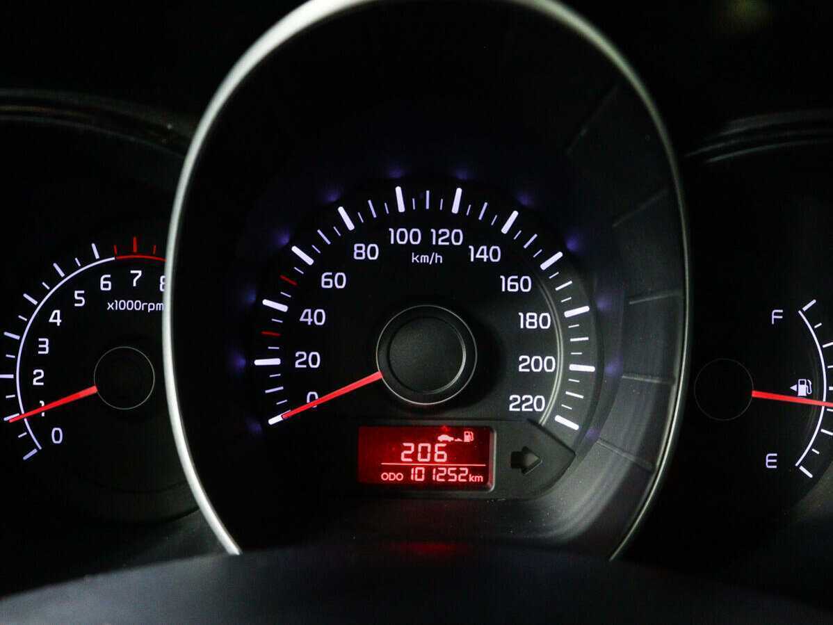 Купить Kia Rio с пробегом. Фото: #9