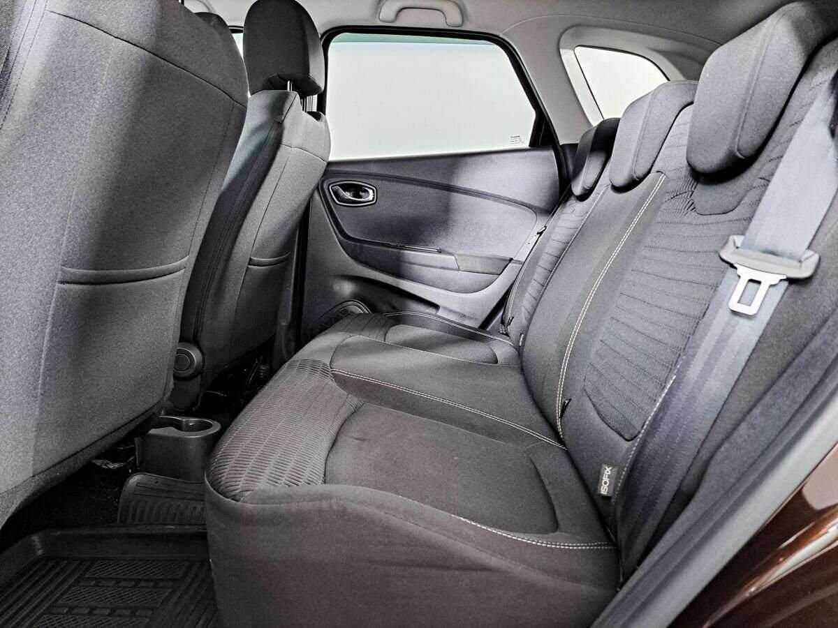 Купить Renault Kaptur с пробегом. Фото: #9