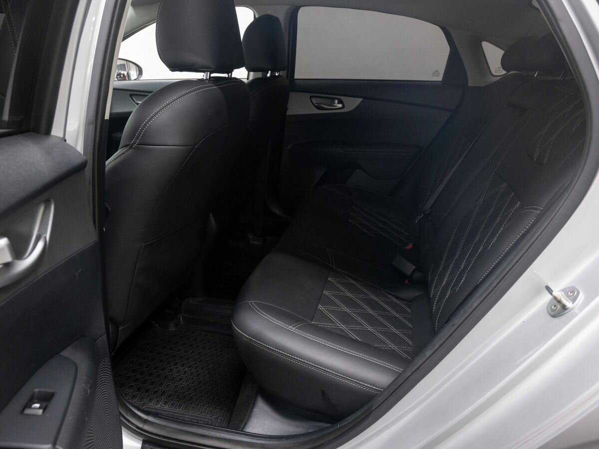 Купить Kia Cerato с пробегом. Фото: #10