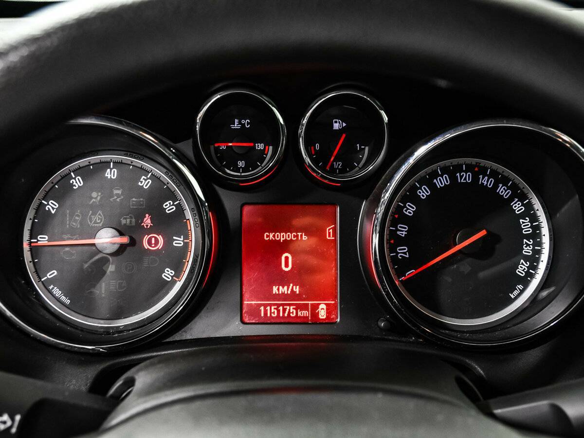 Купить Opel Astra с пробегом. Фото: #9