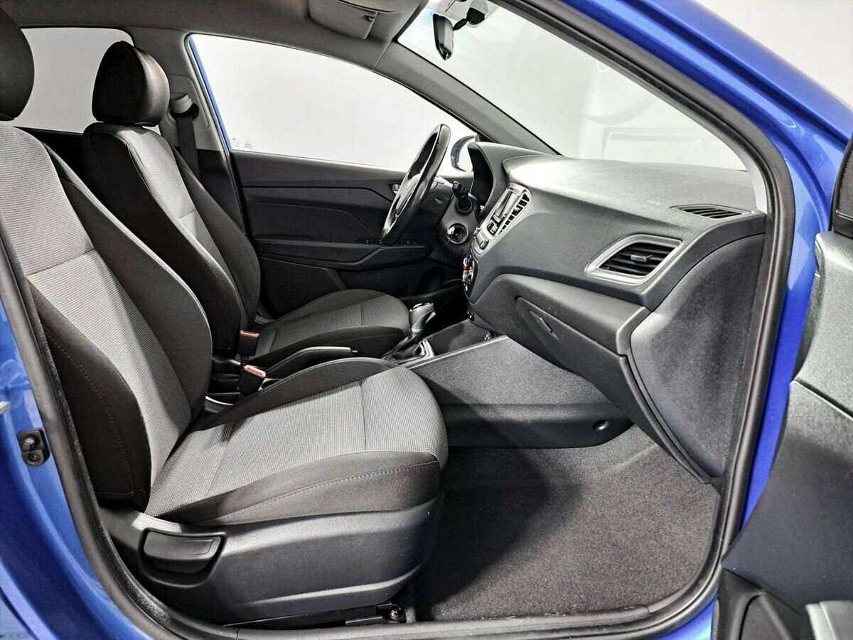 Купить Hyundai Solaris с пробегом. Фото: #8