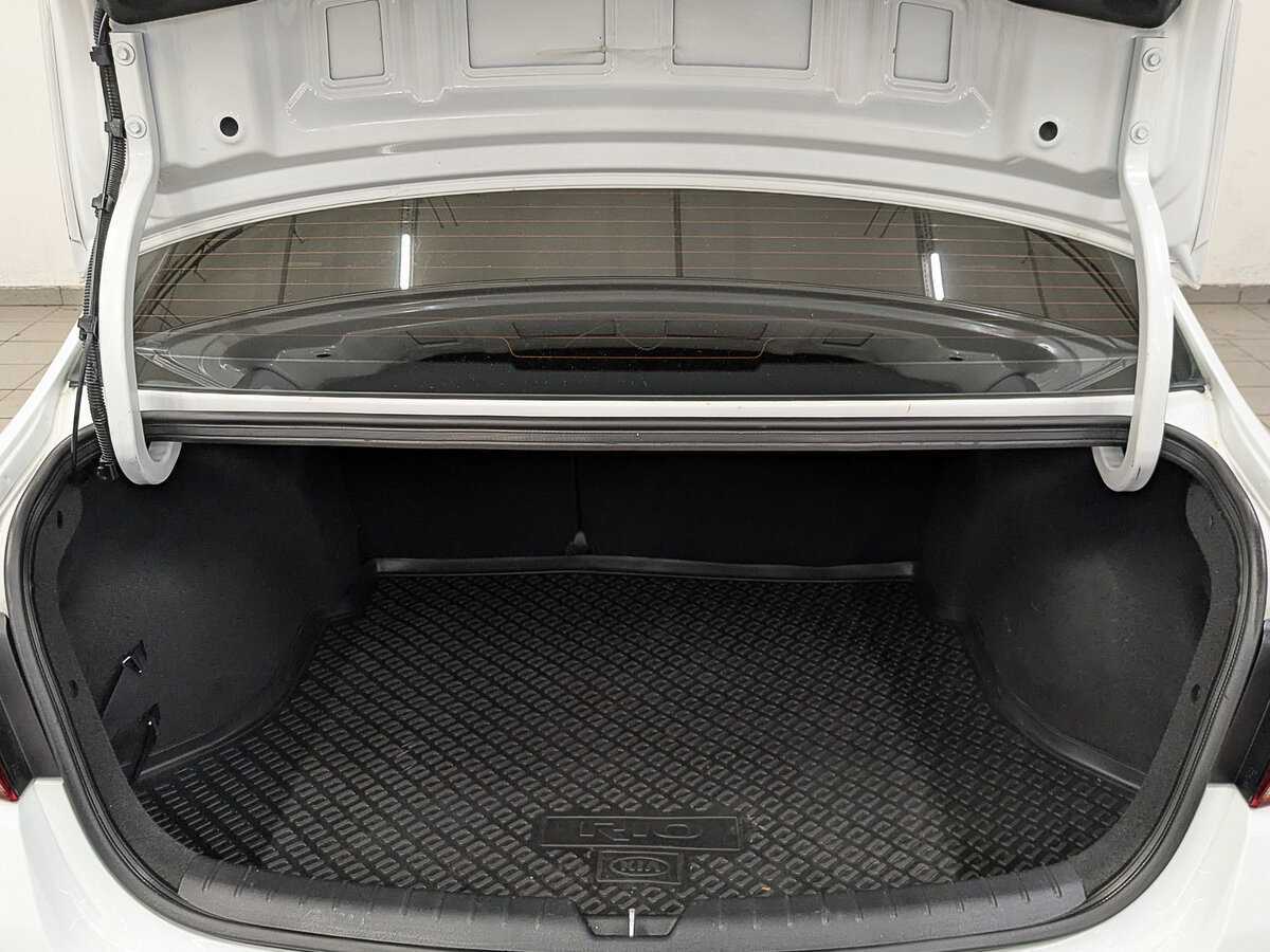 Купить Kia Rio с пробегом. Фото: #9