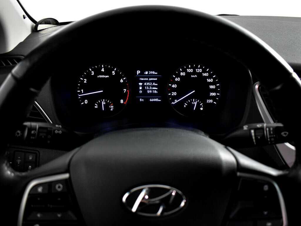 Купить Hyundai Solaris с пробегом. Фото: #18