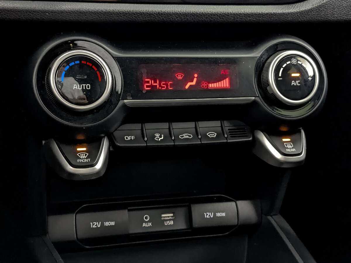 Купить Kia Rio с пробегом. Фото: #16