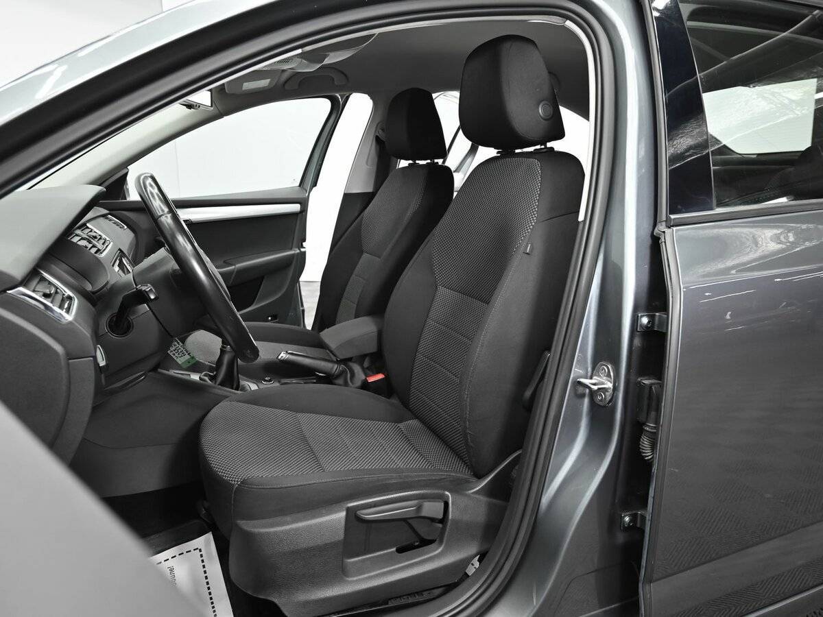 Купить Skoda Octavia с пробегом. Фото: #5