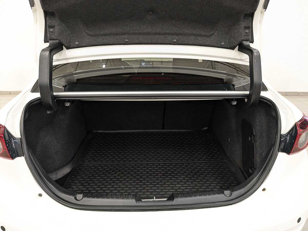 Купить Mazda 3 с пробегом. Фото: #9