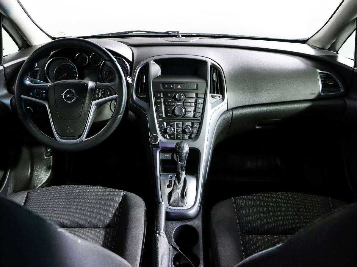 Купить Opel Astra с пробегом. Фото: #9