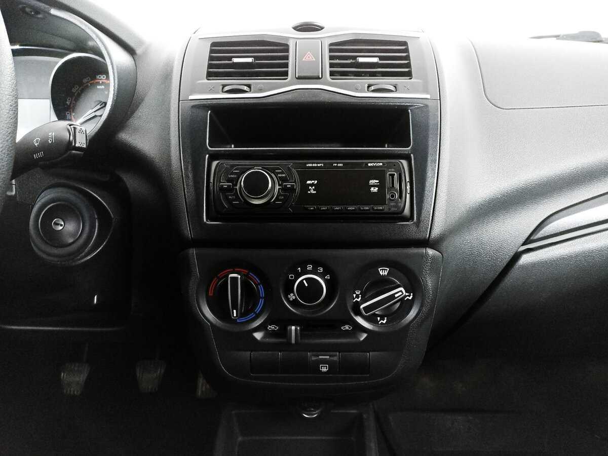 Купить Lada (ВАЗ) Granta с пробегом. Фото: #12