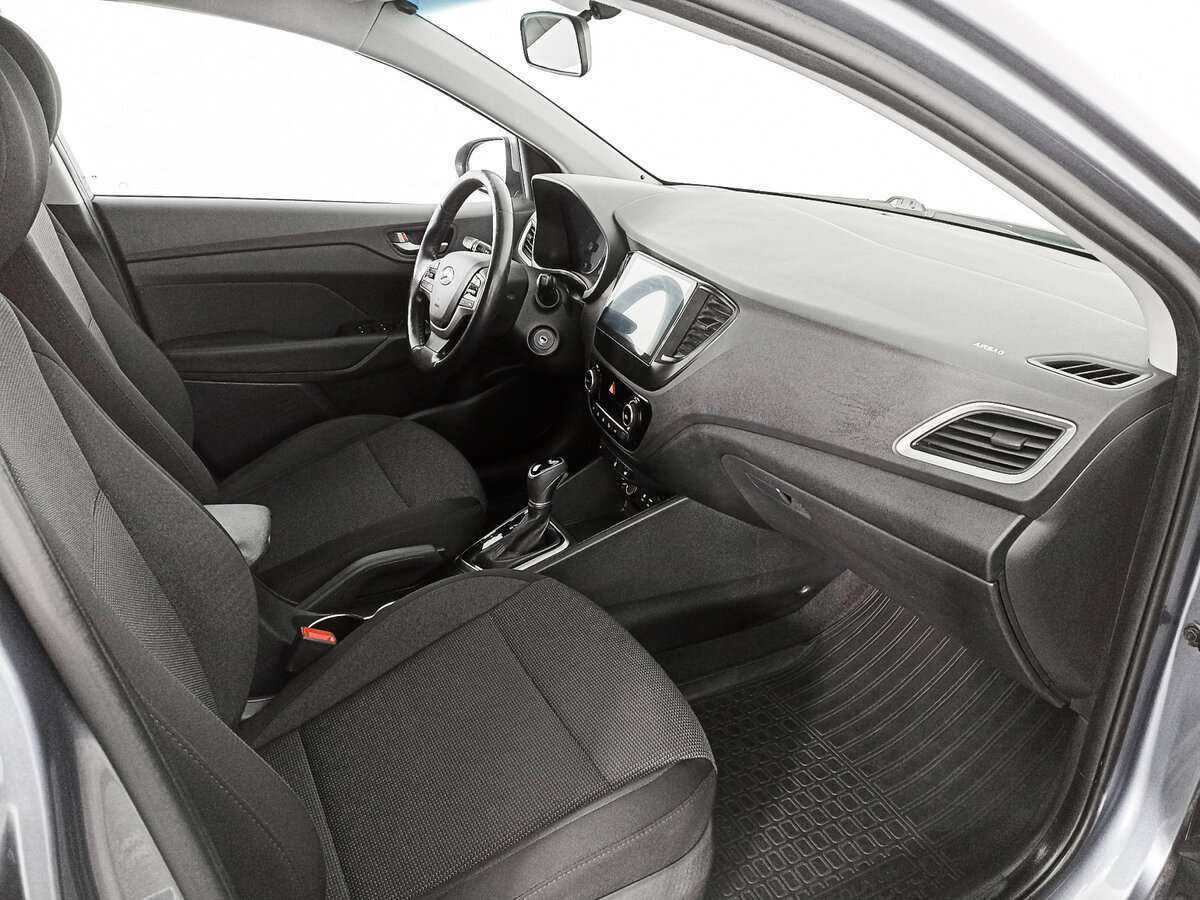 Купить Hyundai Solaris с пробегом. Фото: #8