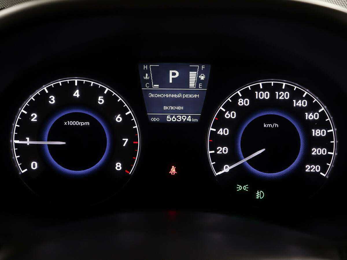 Купить Hyundai Solaris с пробегом. Фото: #13