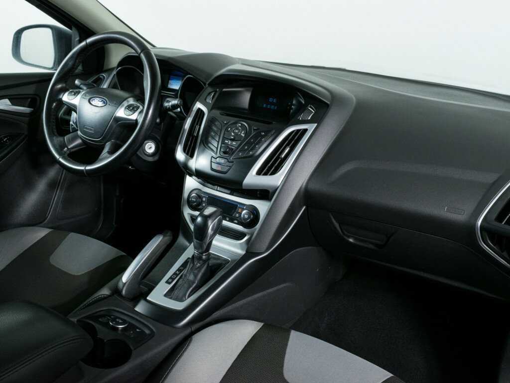Купить Ford Focus с пробегом. Фото: #7