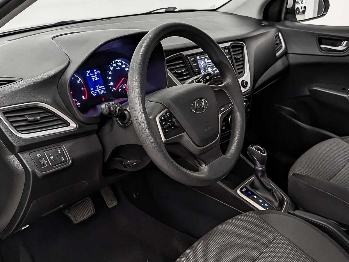 Купить Hyundai Solaris с пробегом. Фото: #14