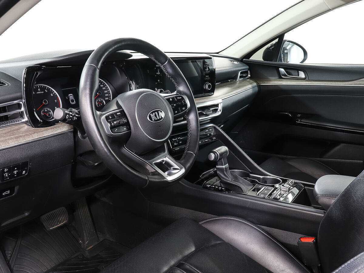 Купить Kia K5 с пробегом. Фото: #9