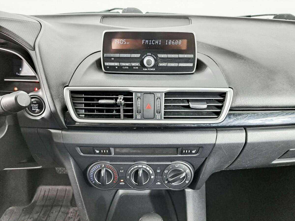 Купить Mazda 3 с пробегом. Фото: #12