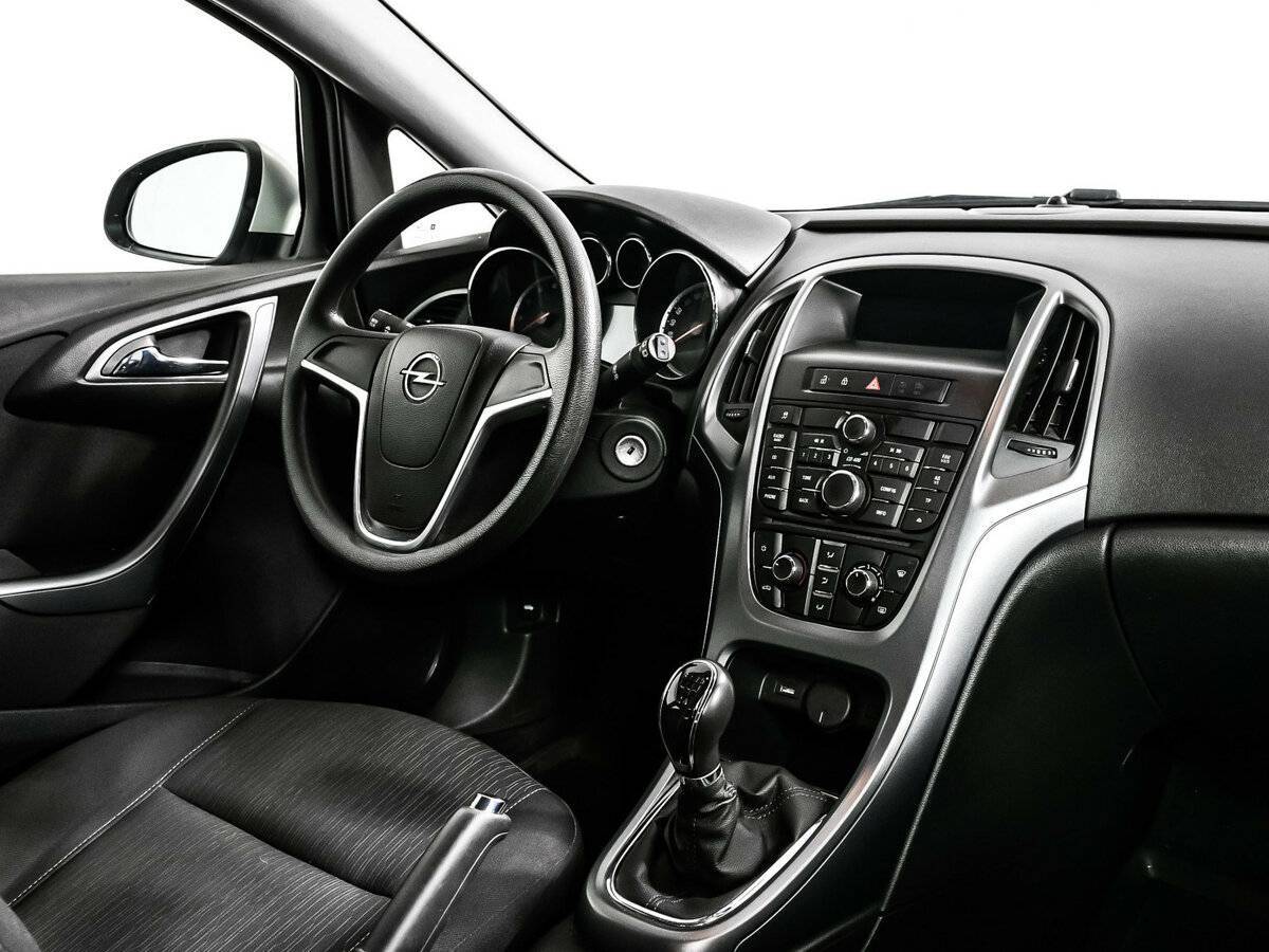 Купить Opel Astra с пробегом. Фото: #8