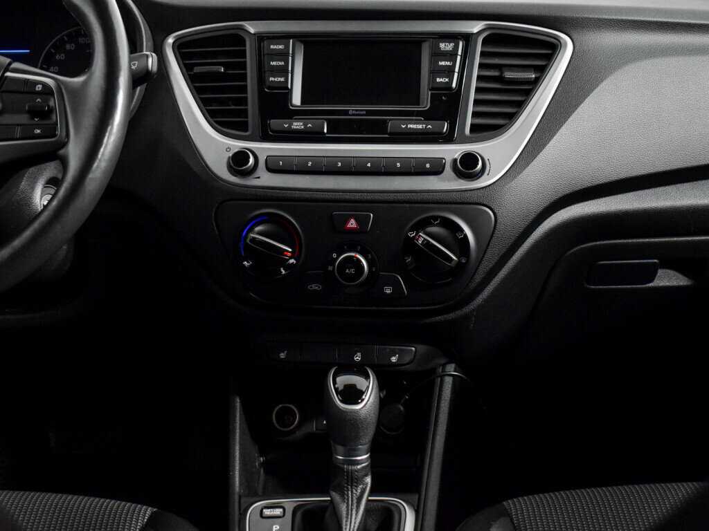 Купить Hyundai Solaris с пробегом. Фото: #14