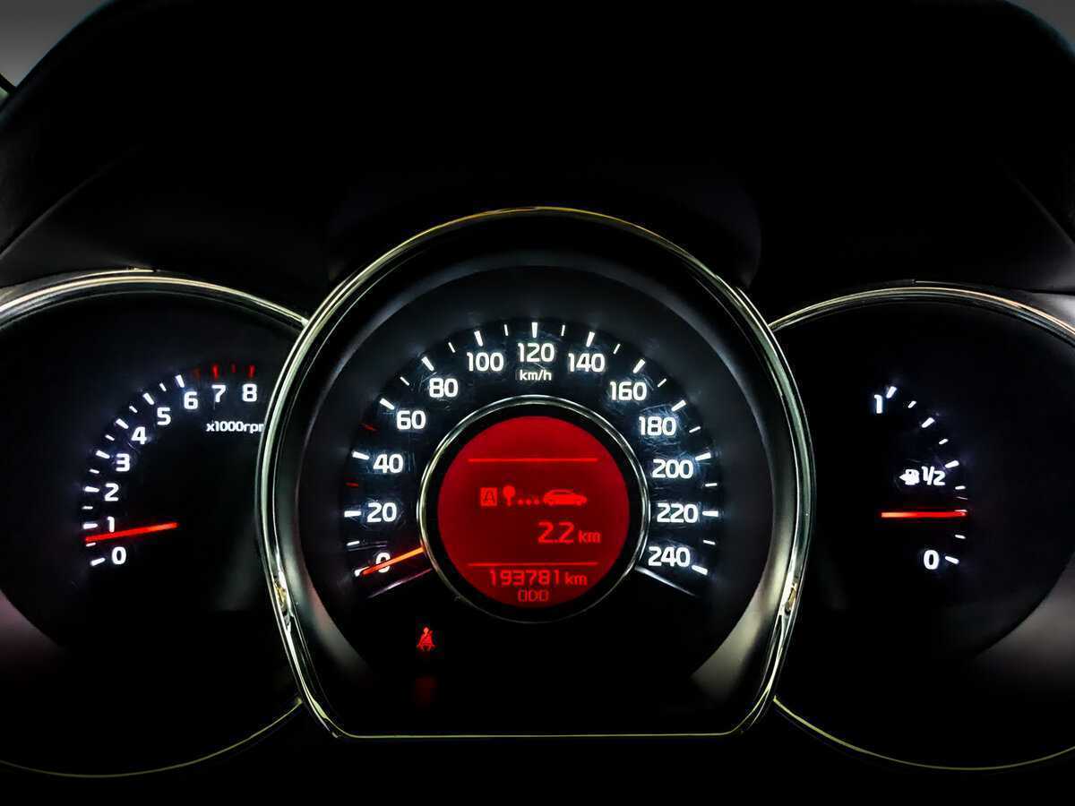 Купить Kia Ceed с пробегом. Фото: #12