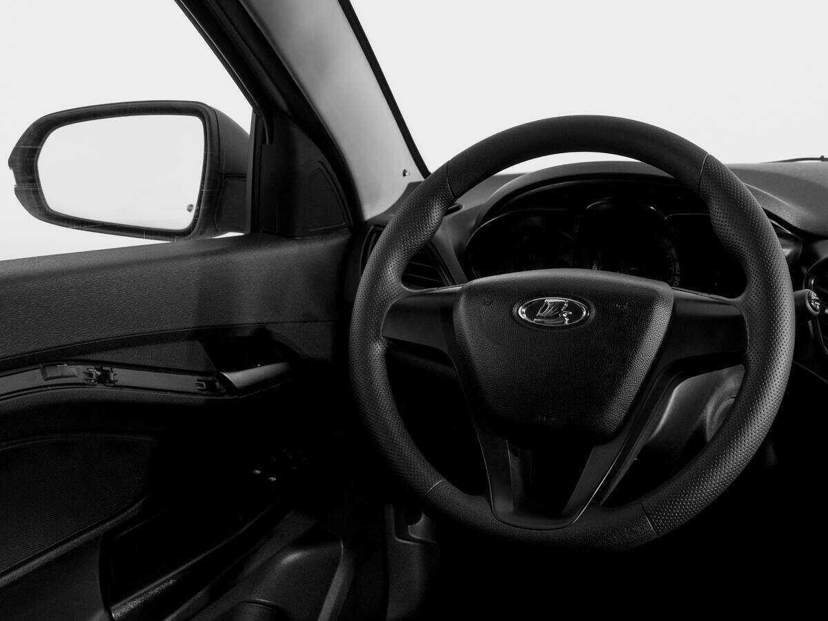 Купить Lada (ВАЗ) Vesta с пробегом. Фото: #13