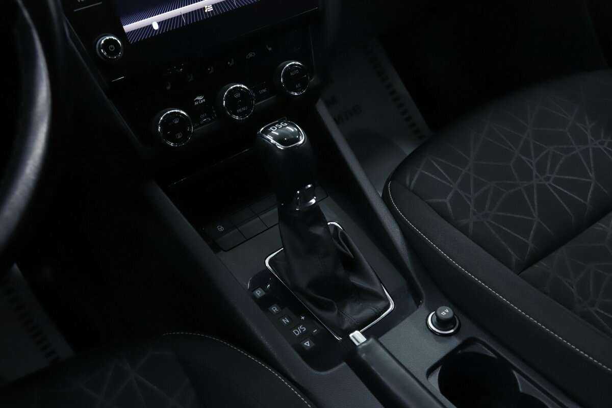 Купить Skoda Octavia с пробегом. Фото: #13