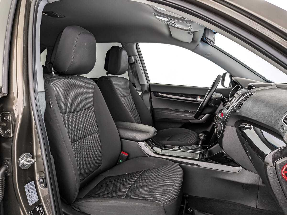 Купить Kia Sorento с пробегом. Фото: #22