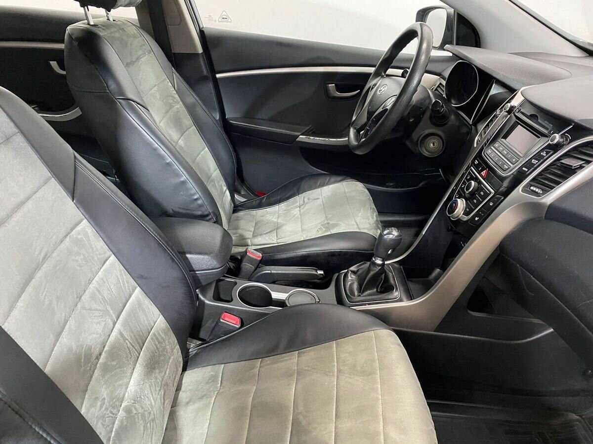 Купить Hyundai i30 с пробегом. Фото: #8