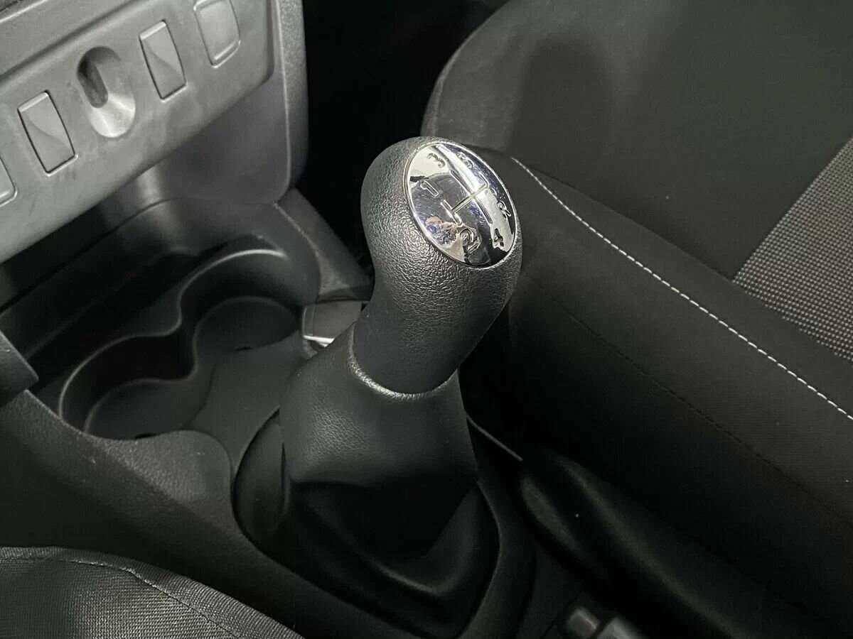 Купить Renault Sandero с пробегом. Фото: #11