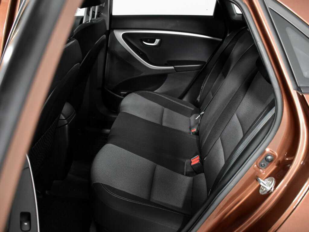 Купить Hyundai i30 с пробегом. Фото: #11